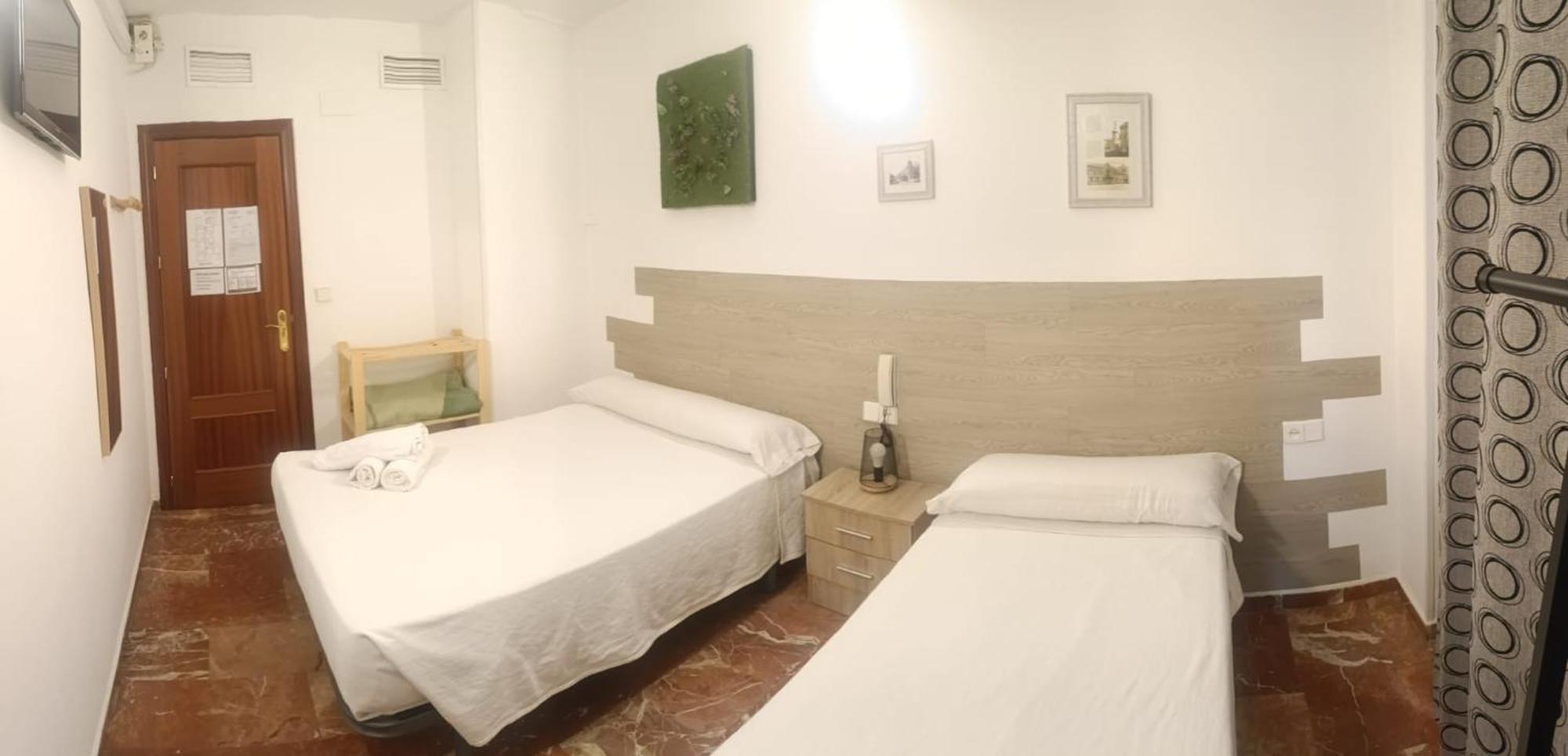 Hostal Nevot Granada Exterior foto
