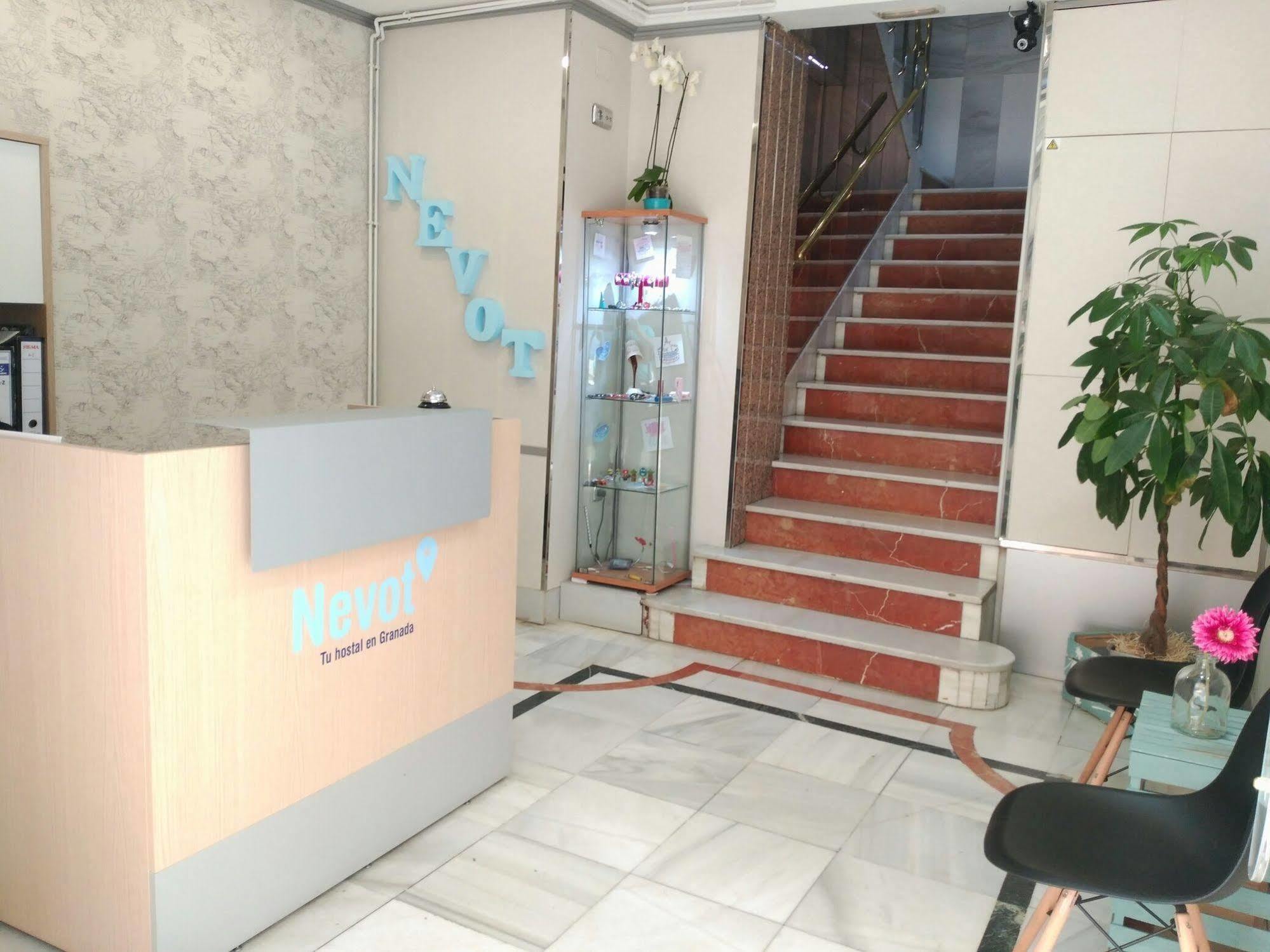 Hostal Nevot Granada Exterior foto